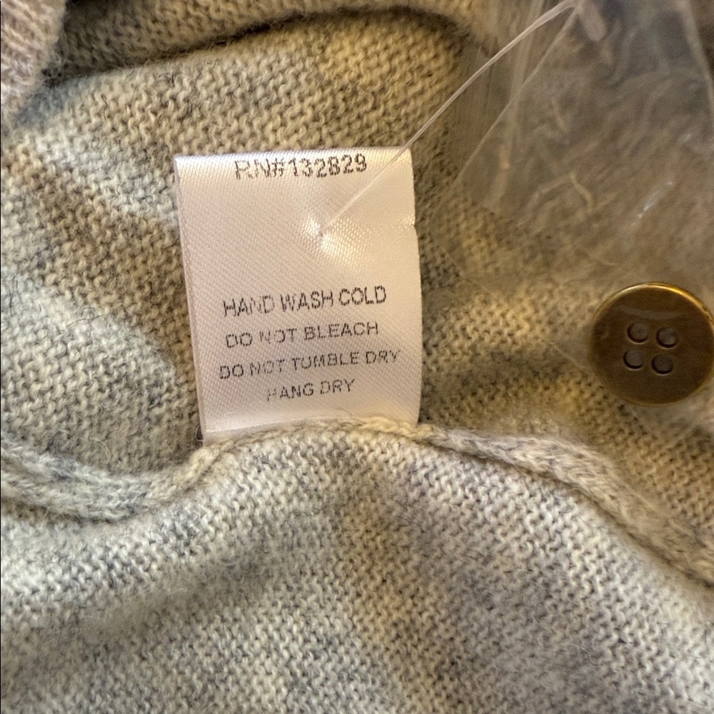 NWOT Miou Muse Light Gray Women's Cardigan #293 - Picture 8 of 11